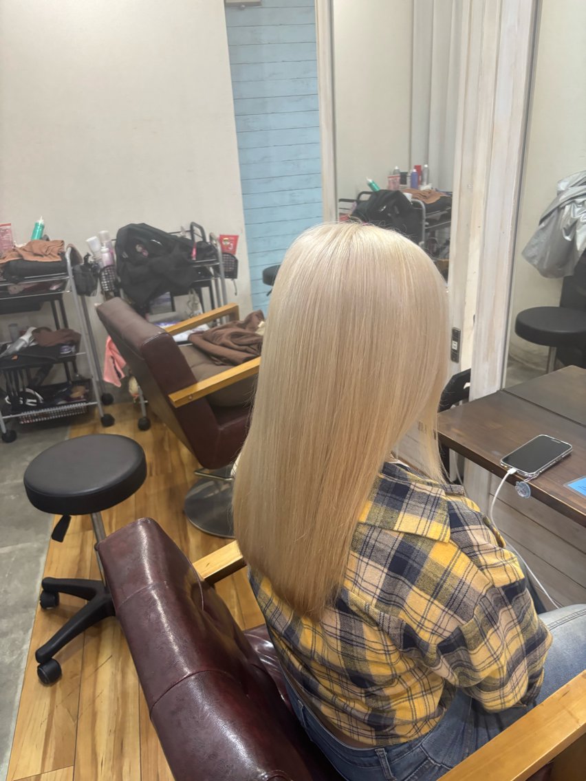 ロング ヘアカラー 中島 優太のヘアスタイル