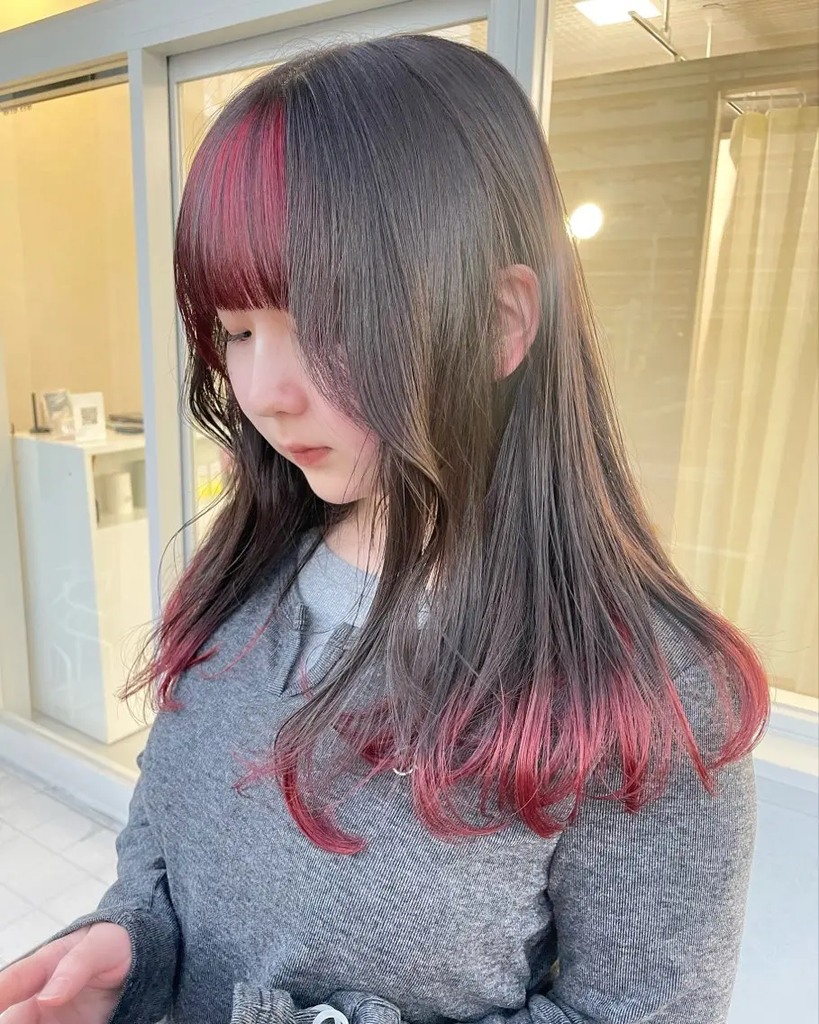 セミロング mir MIYUのヘアスタイル