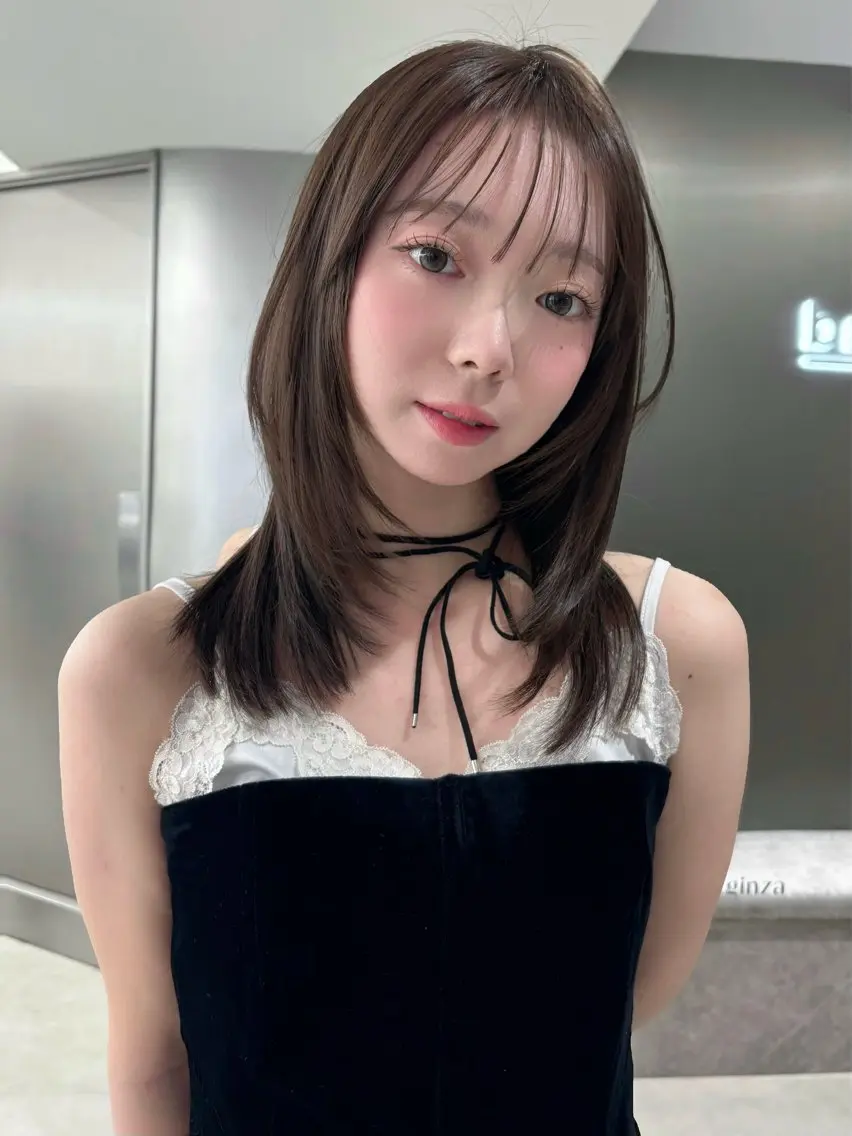 ミディアム 川岸 絆那のヘアスタイル