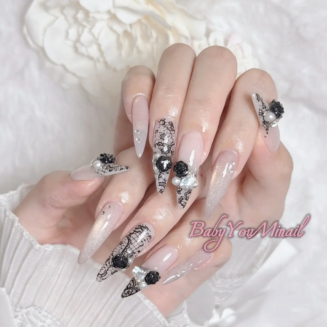 ネイル オーロラネイル チークネイル 成人式 フットネイル フレンチネイル ハンドネイル BabyYouMi nailのネイルデザイン