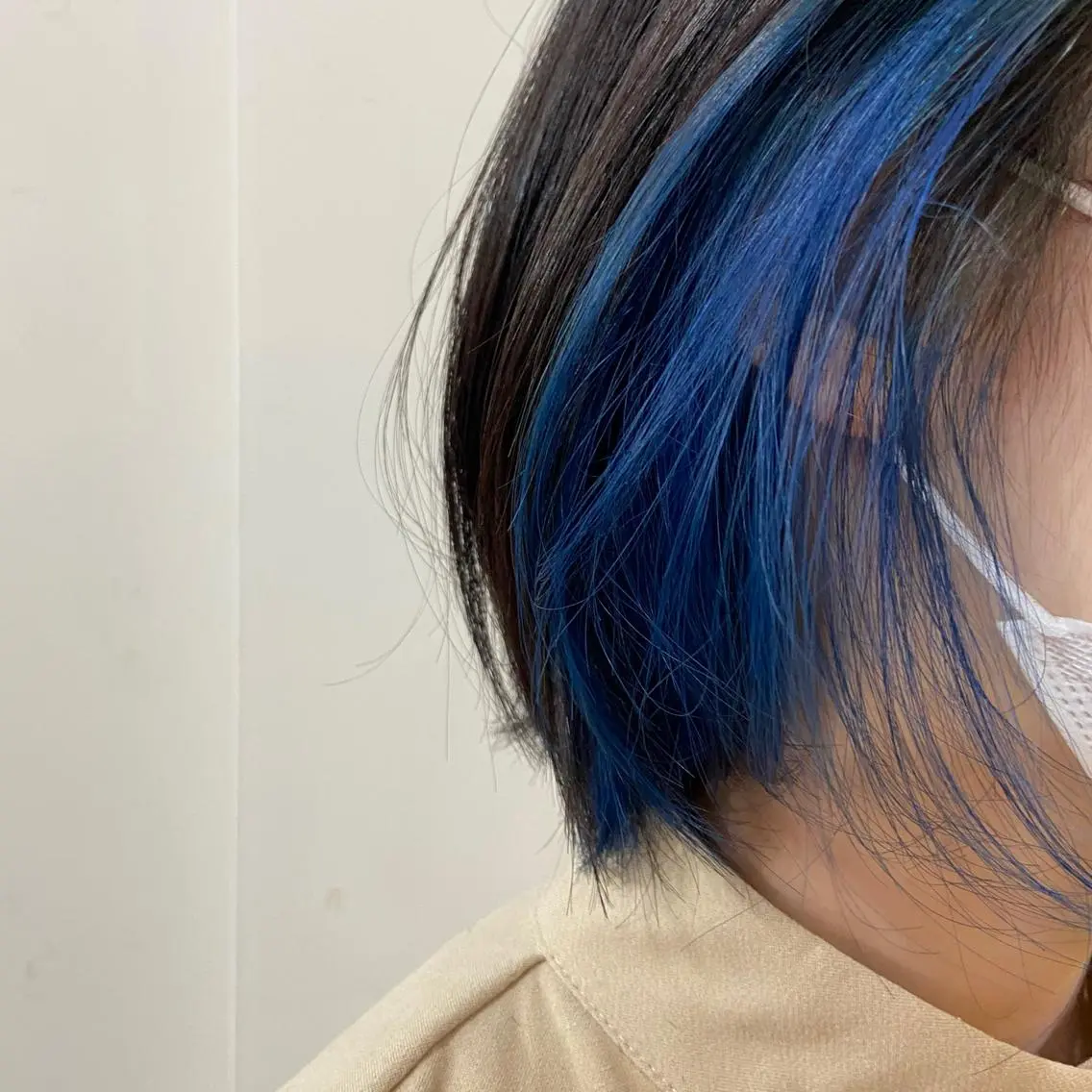 ショート カラー ヘアアレンジ 黒髪 ブルーカラー インナーカラー TIDEHAIR SHIHOのヘアスタイル