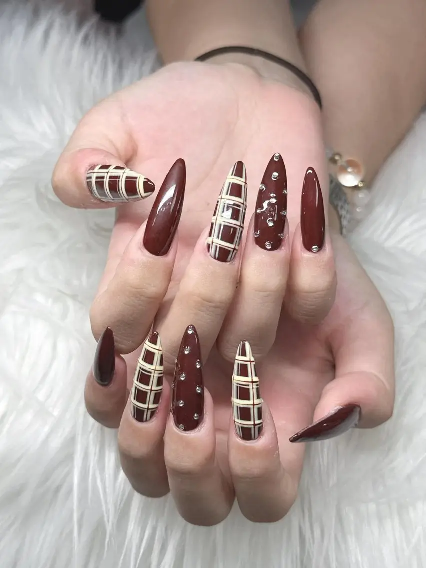 ネイル ハンドネイル Lee Nails チップ長さだし専門店のネイルデザイン