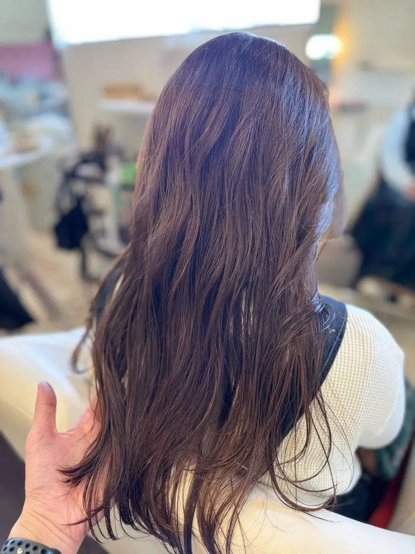 ロング カラー ベージュカラー 透明感カラー 長屋 裕也のヘアスタイル