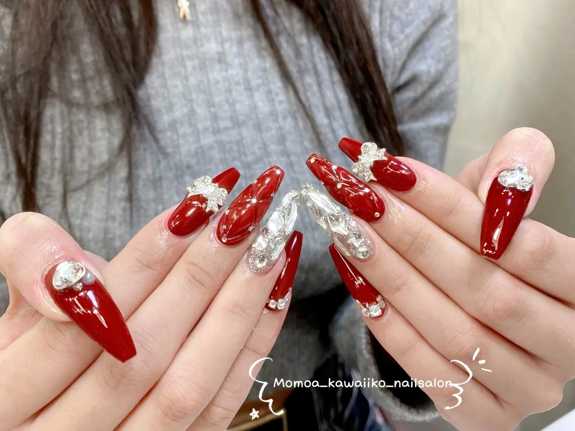 ネイル 成人式 ロングネイル マグネットネイル 大理石ネイル(マーブル) リボン ハンドネイル MoMoA Nail ネイル長さ出し専門店のネイルデザイン