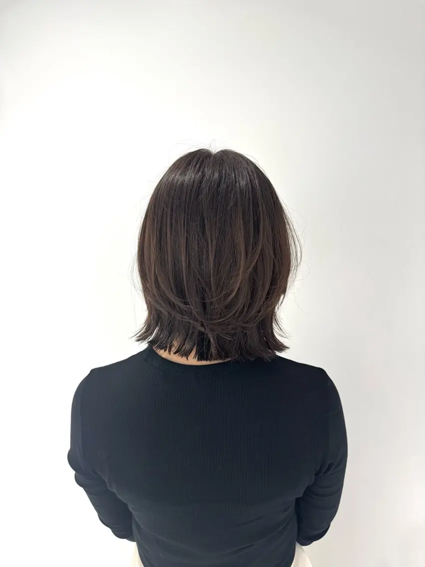 ミディアム 井上 育海のヘアスタイル