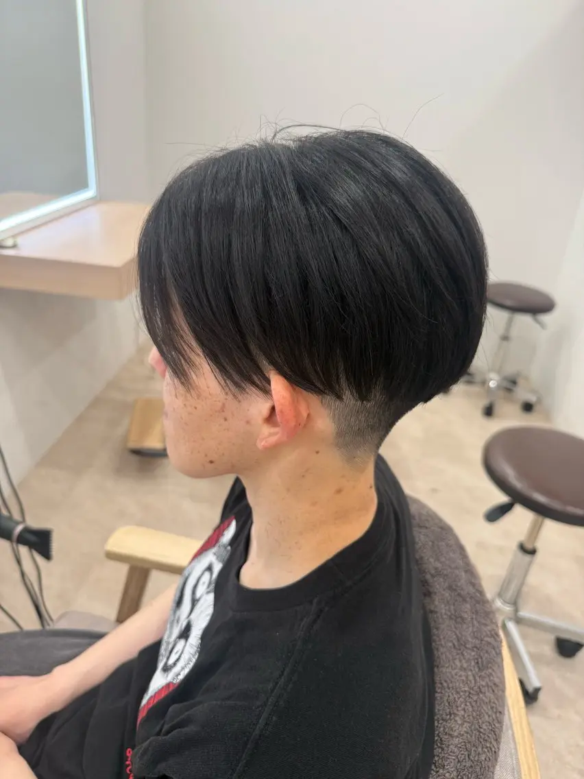 ショート littleesta 那月のヘアスタイル
