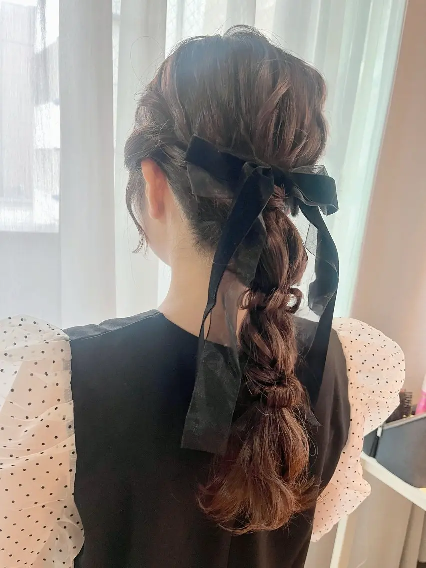 セミロング 卒業式のヘアスタイル ヘアセット HAMAMOTO MADOKAの眉毛・アイブロウイメージ
