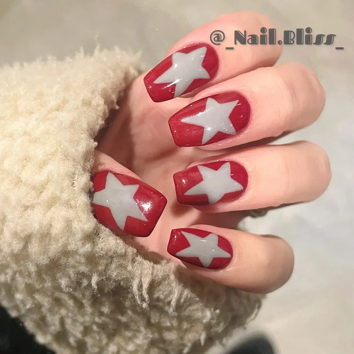 ネイル ボルドー 冬ネイル クリスマス ハンドネイル NAIL BLISSのネイルデザイン