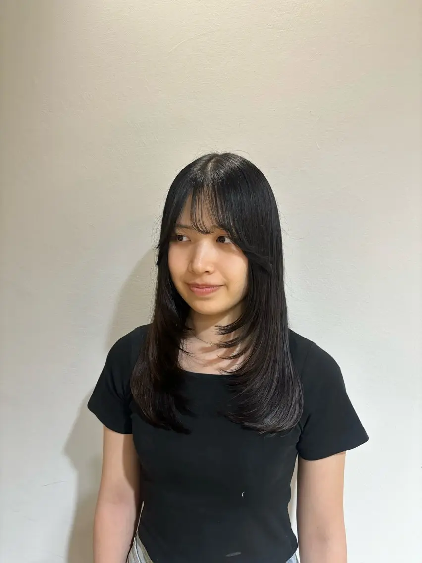 ロング 顔まわりレイヤー 顔周りカット レイヤーカット あやは🍀/カット モデル/名古屋のヘアスタイル