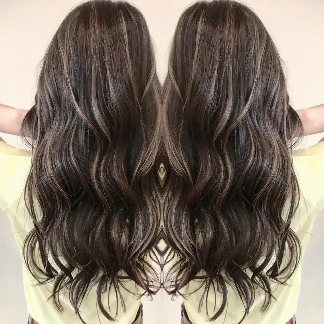 ロング カラー ハイライトカラー シルバー ハイライト VERDA KENのヘアスタイル