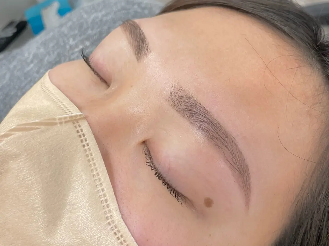 【NEW/眉毛スタイリング】アイブロウWAXスタイリング ¥4500+指名料¥300《shuuemura使用》 全員の写真
