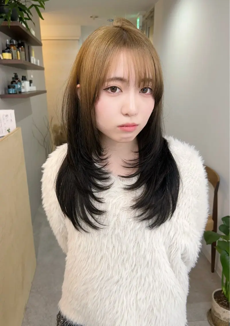 セミロング カラー カット ヘアカラー トリートメント 韓国レイヤー/ハイ トーン/優太のヘアスタイル