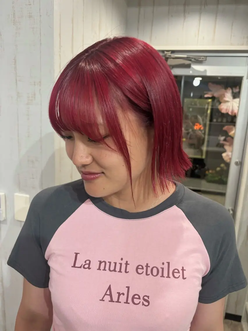 ショート カラー ブリーチ 桑原 由理のヘアスタイル