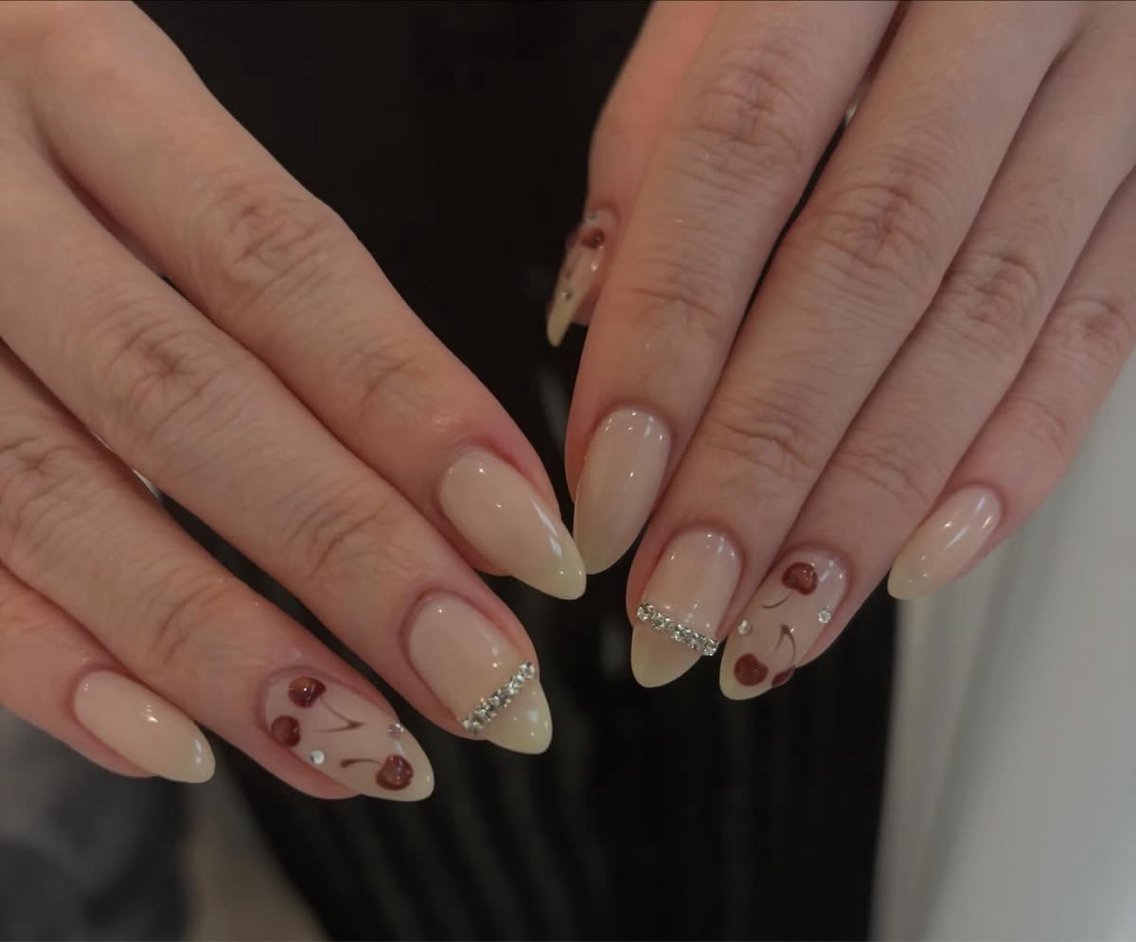 ネイル ラメ(グリッター) ぷっくりネイル ストーンネイル ハンドネイル N2nail Namba2のネイルデザイン
