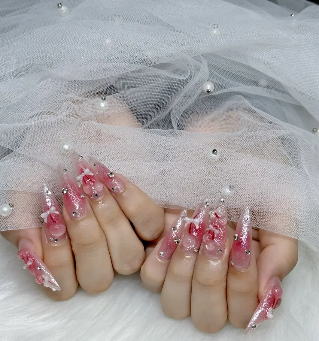 ネイル 韓国ネイル マグネットネイル 持ち込み ハンドネイル ハンドケア Mika nail_Royalのネイルデザイン