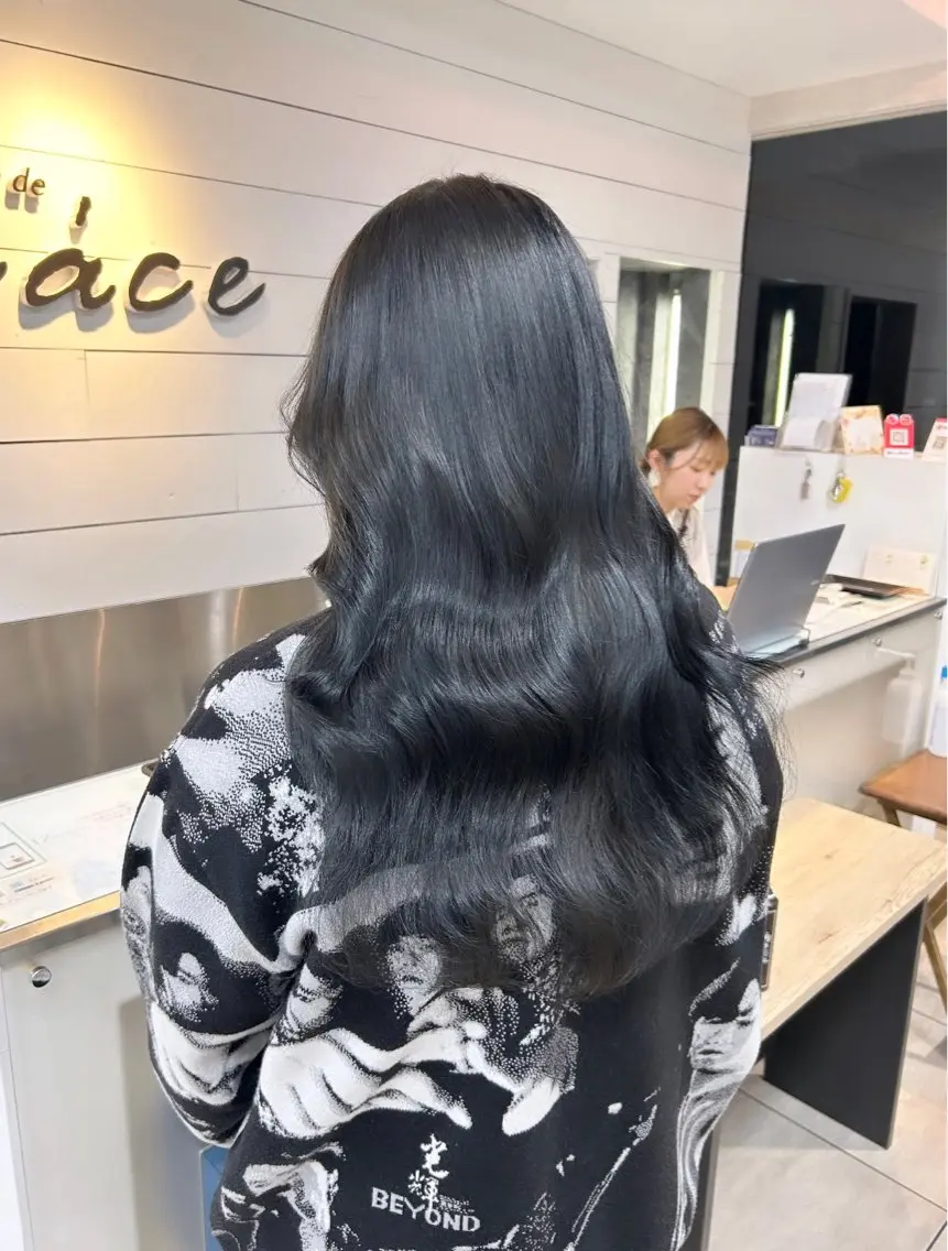 ロング ロング カット ヘアカラー 🫧艶髪カラー🫧 森本くるみのヘアスタイル