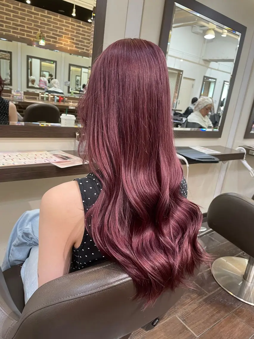 ロング カラー ブリーチ ケアブリーチ ダブルカラー イヤリングカラー グラデーションカラー るか/透明感 カラー/アレンジのヘアスタイル