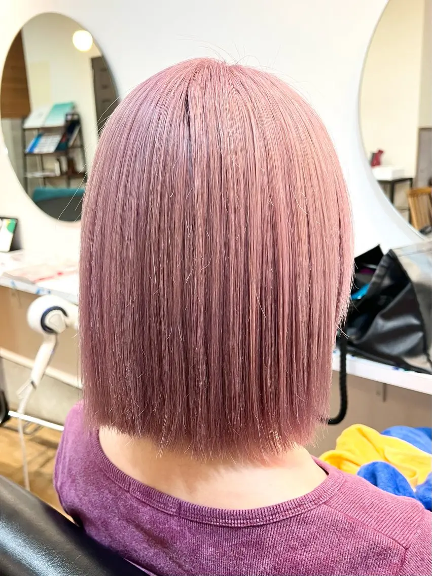 ショート カラー ブリーチ ヘアカラー Ami ケアブリーチ/表参道のヘアスタイル
