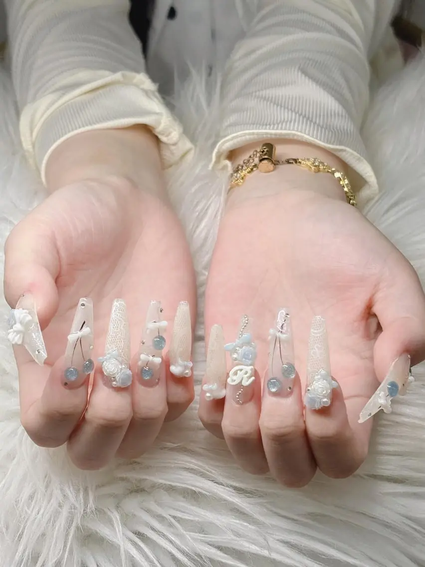 ネイル Lee Nailsのネイルデザイン