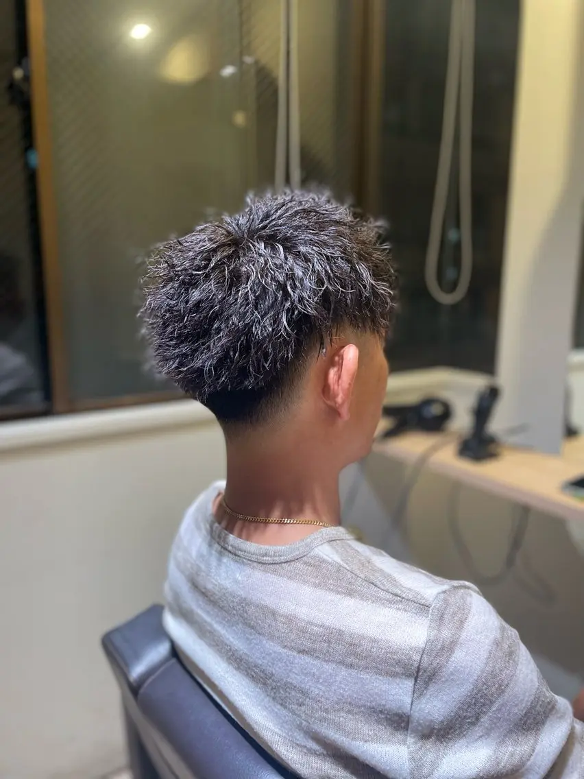 ショート パーマ メンズ フェードカット カット パーマ トリートメント メンズパーマ特化型 ✂️Yusuke✂️のヘアスタイル