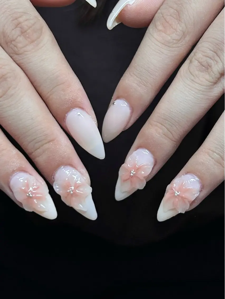 ネイル ハンドネイル IROHA NAIL 三条河原町店 愛音のネイルデザイン