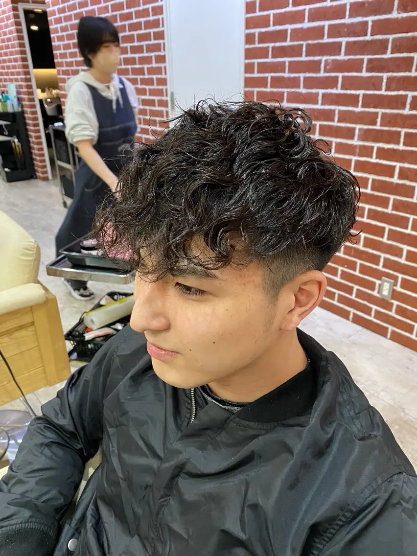 ショート パーマ メンズ スペインカール カット パーマ GAKU 【メンズ特化】のヘアスタイル