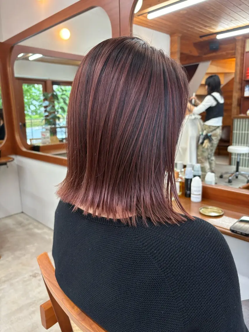 ショート カラー バレイヤージュ デザインカラー レイヤーカット 五十嵐 雄毅のヘアスタイル