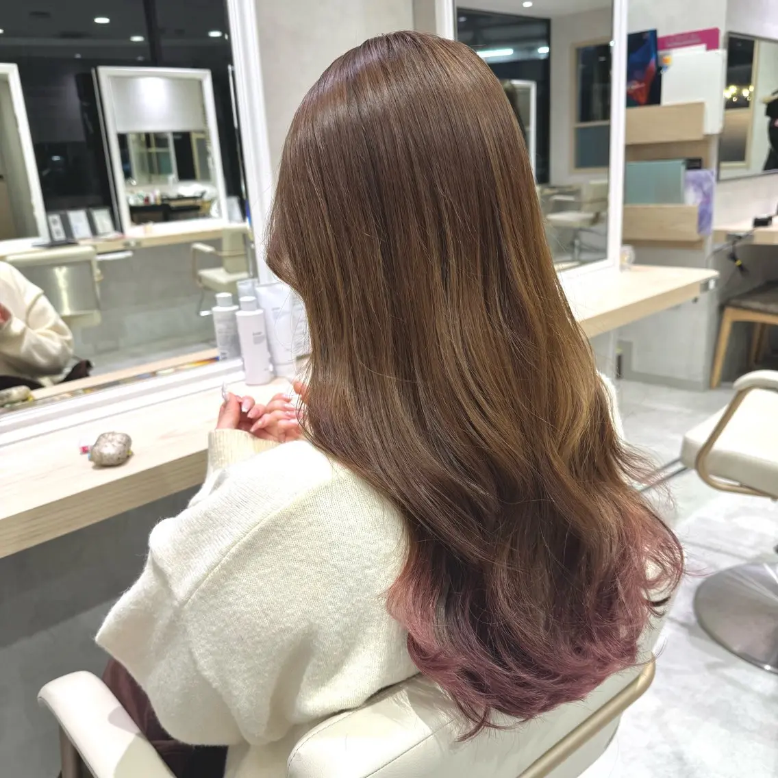 【ダメージ補修でツヤツヤ🧖♀️】カット & カラー & 3stepトリートメントの写真