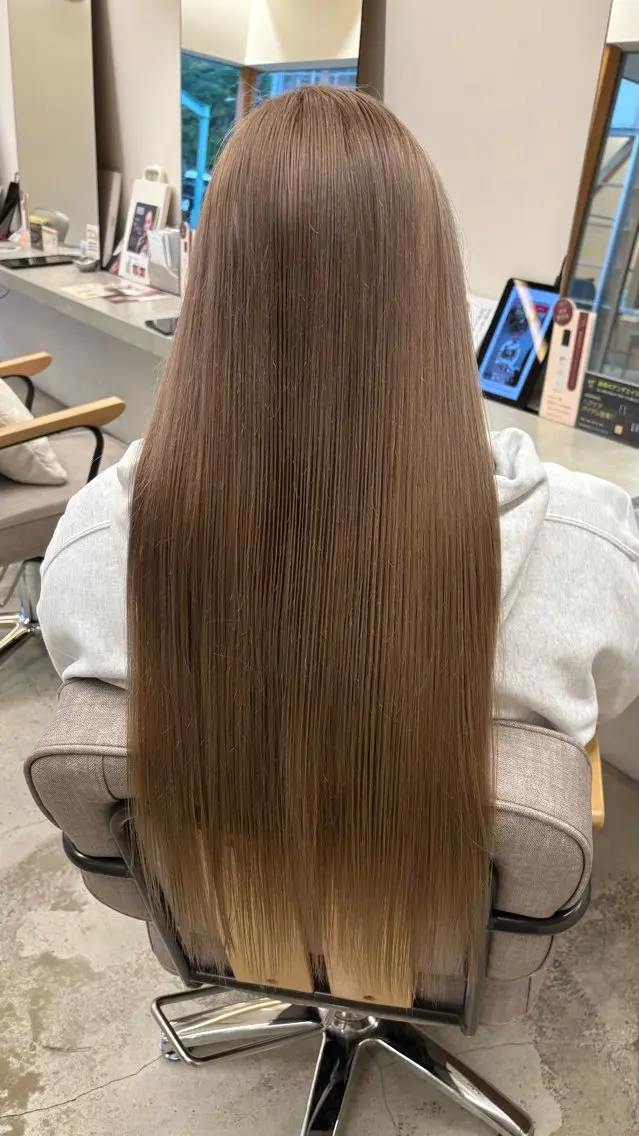 カラー ヘアカラー TEMIL HAIR 彩香のヘアスタイル