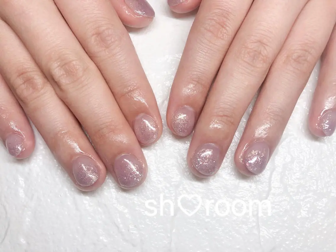 ネイル グラデーション キラキラネイル 韓国ネイル ラメ(グリッター) ラメグラデーション ハンドネイル Nail salon Ruuのネイルデザイン