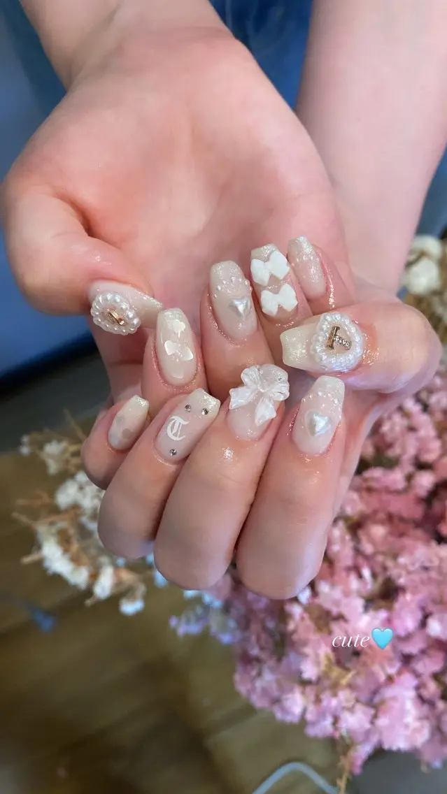 ネイル crystal ⭐︎ colorのネイルデザイン