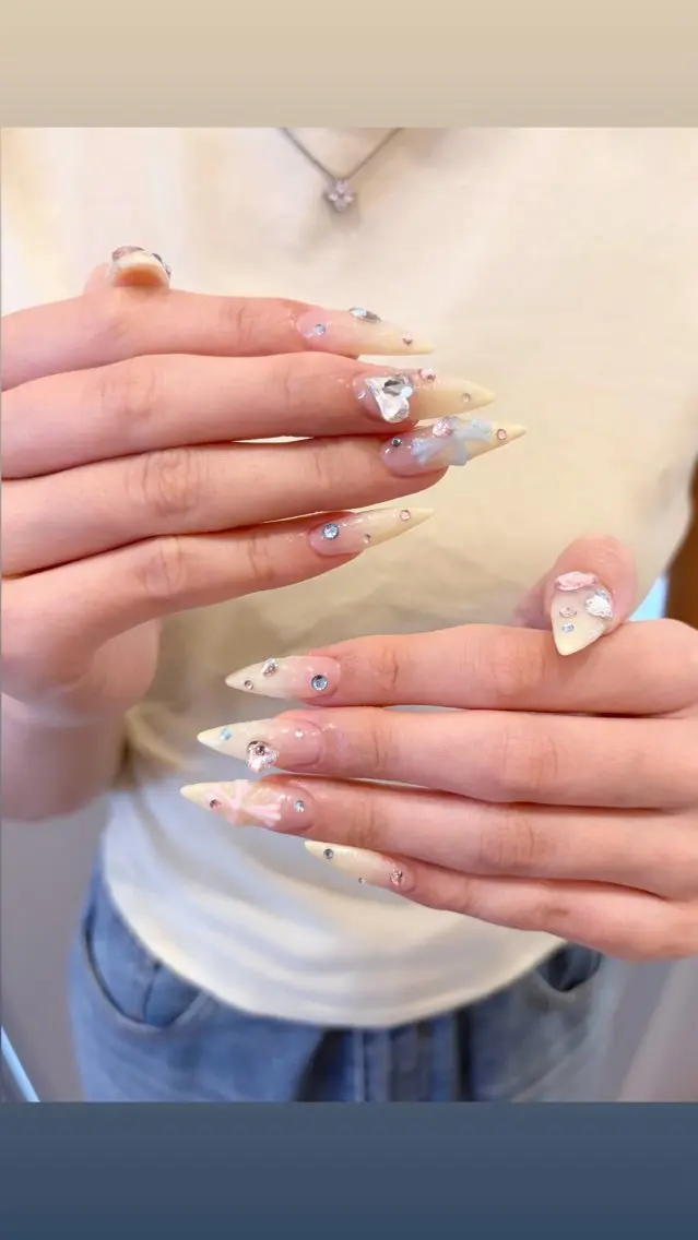 ネイル ハンドネイル Luo kanadeのネイルデザイン
