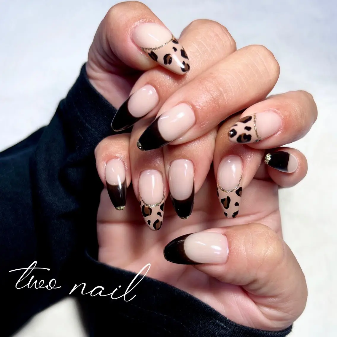 ネイル アートネイル ブラウン フットネイル ハート ニュアンスネイル two nailのネイルデザイン