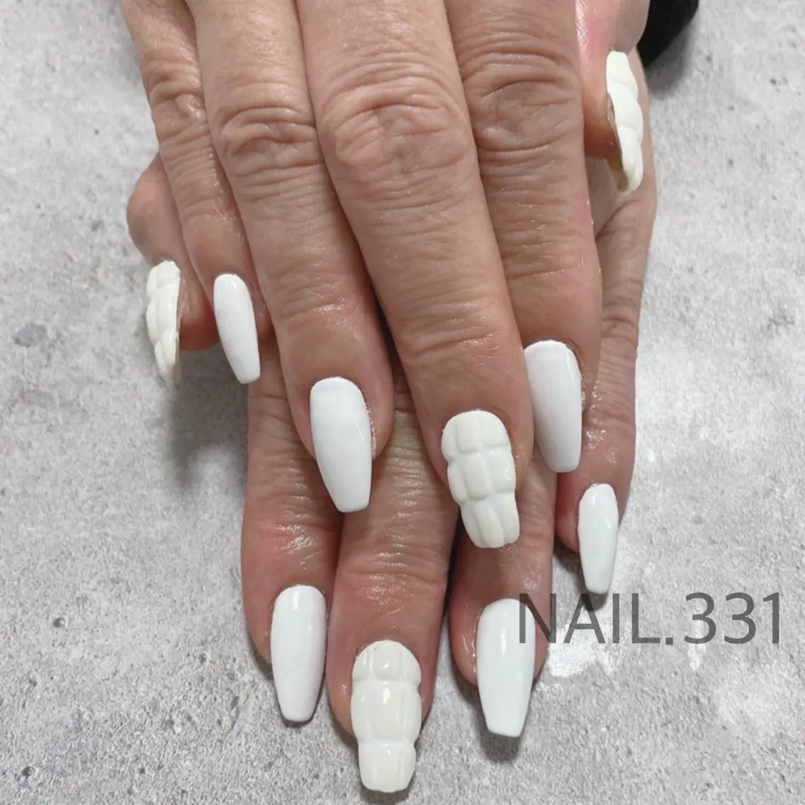 ネイル ハンドネイル Nail 331のネイルデザイン