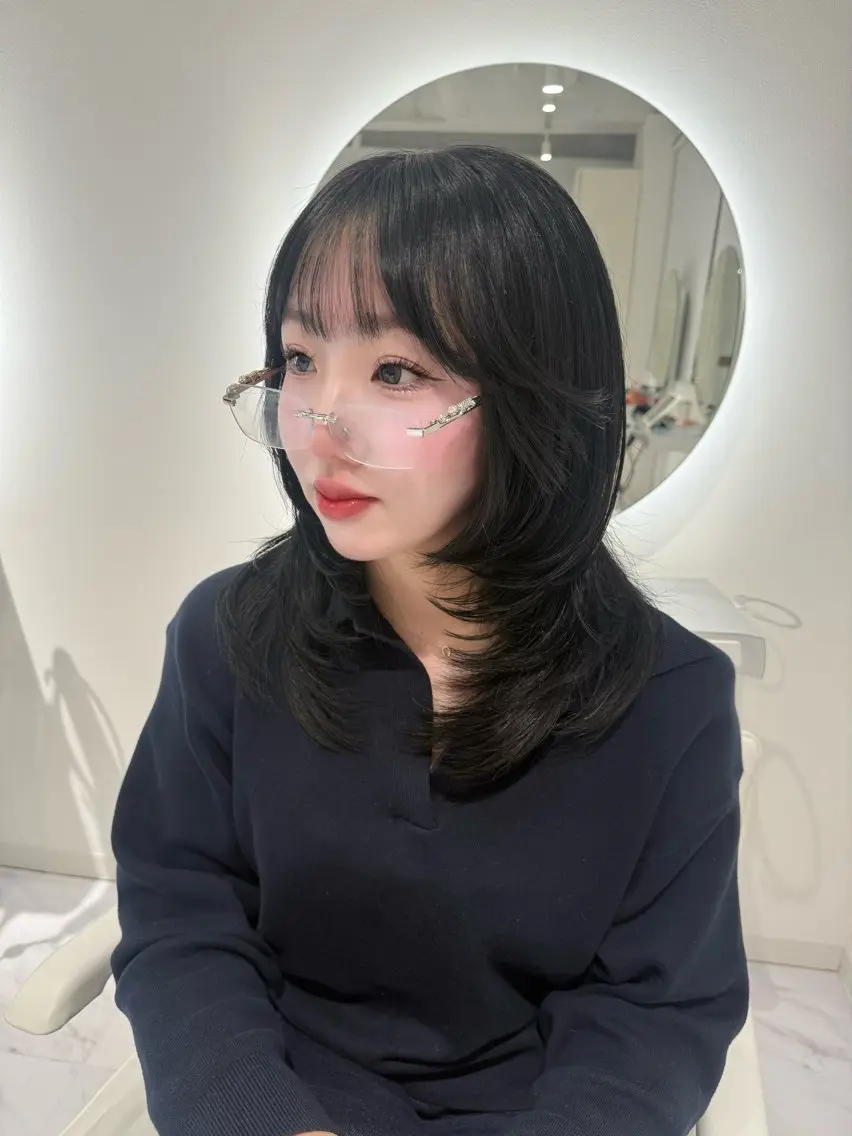 ミディアム 顔周りカット 韓国風ヘア レイヤーカット レイヤーカット🫧 🎀Tomoka🎀のヘアスタイル