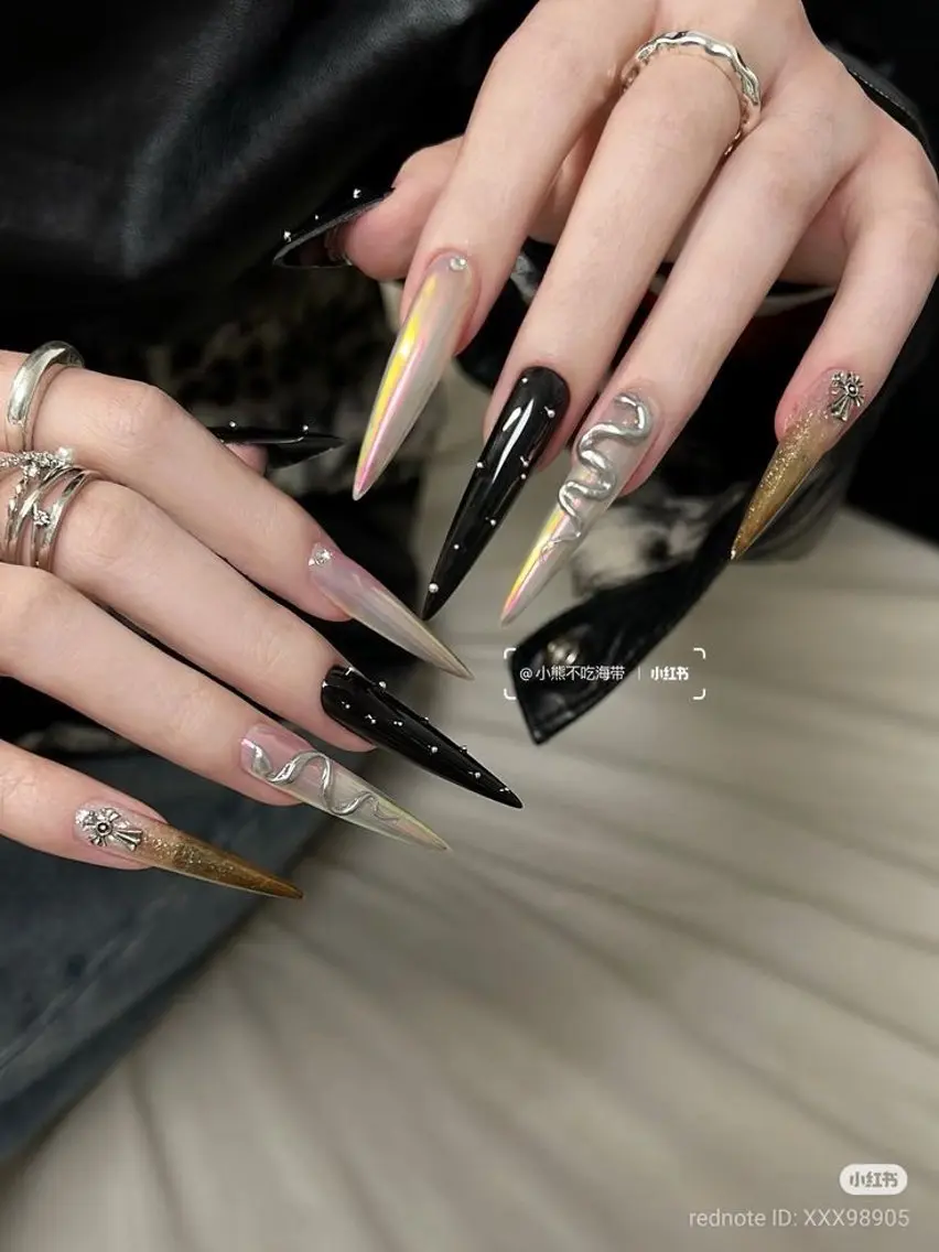 ネイル 韓国ネイル マグネットネイル 持ち込み ハンドネイル Dyo Nail_Royalのネイルデザイン