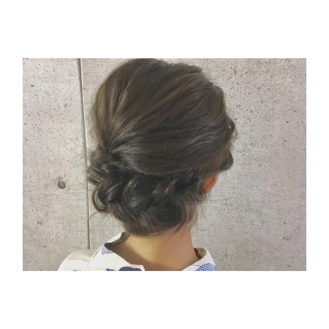 セミロング カラー ヘアアレンジ グレージュ 長井 徹行のヘアスタイル