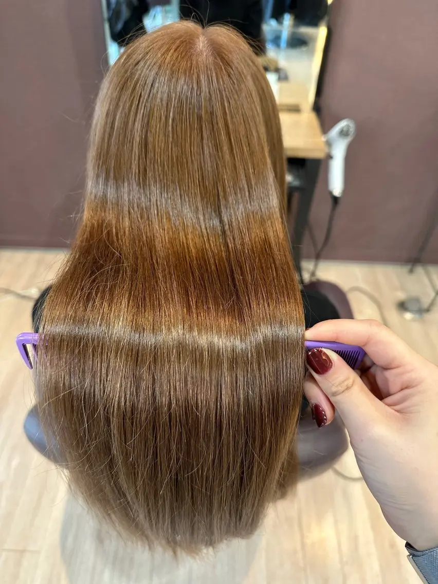 セミロング ヘアカラー トリートメント ツヤ髪質改善 💜れいな💜のヘアスタイル