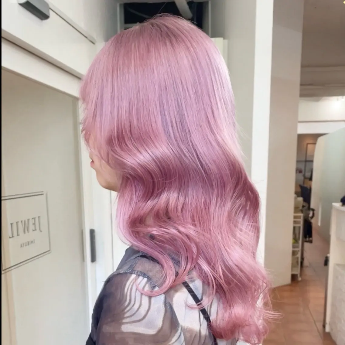 ロング カラー ブリーチ ケアブリーチ デザインカラー ハイトーンカラー ピンクカラー ブリーチなしピンク 赤井龍斗のヘアスタイル