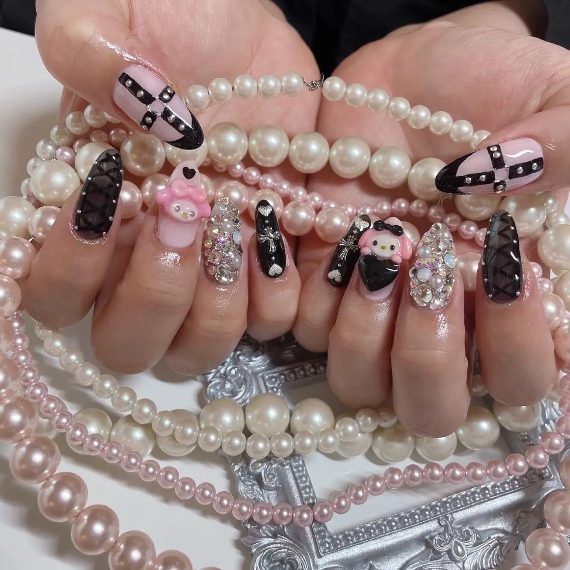 ネイル nail salon Pink Aliceのネイルデザイン