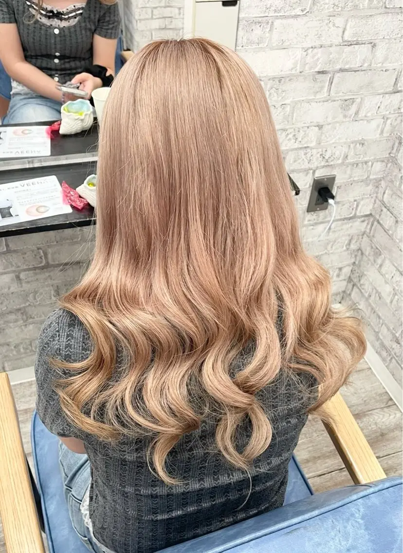 カラー ハイトーン/ガーリー /みはね🎀໒꒱のヘアスタイル