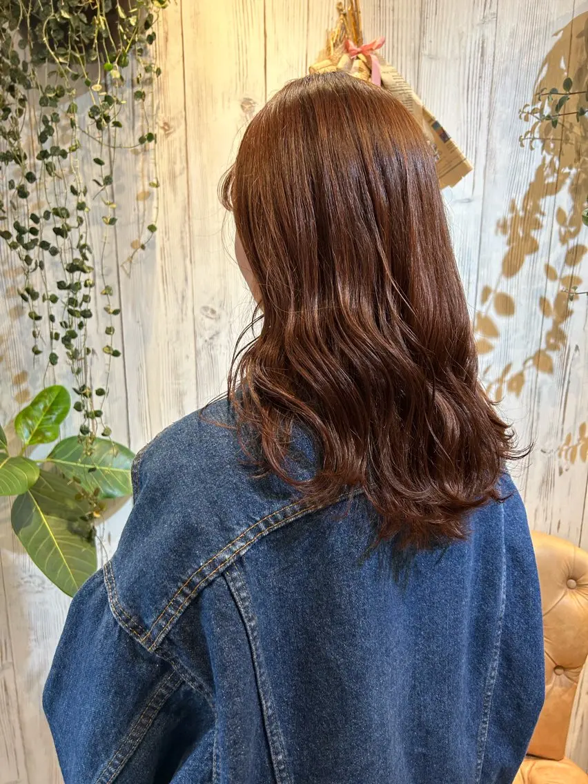 ロング カラー 透明感カラー ピンクカラー カット ヘアカラー トリートメント 伊藤 みきのヘアスタイル