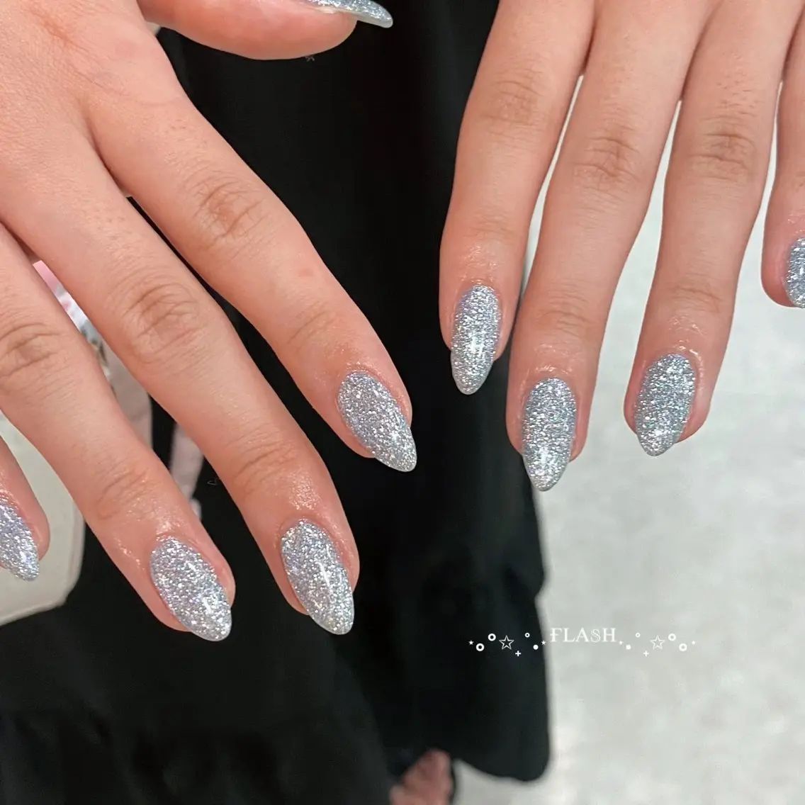 ネイル フラッシュネイル キラキラネイル ハンドネイル 🎀FLORANZ 🎀MIKAのネイルデザイン