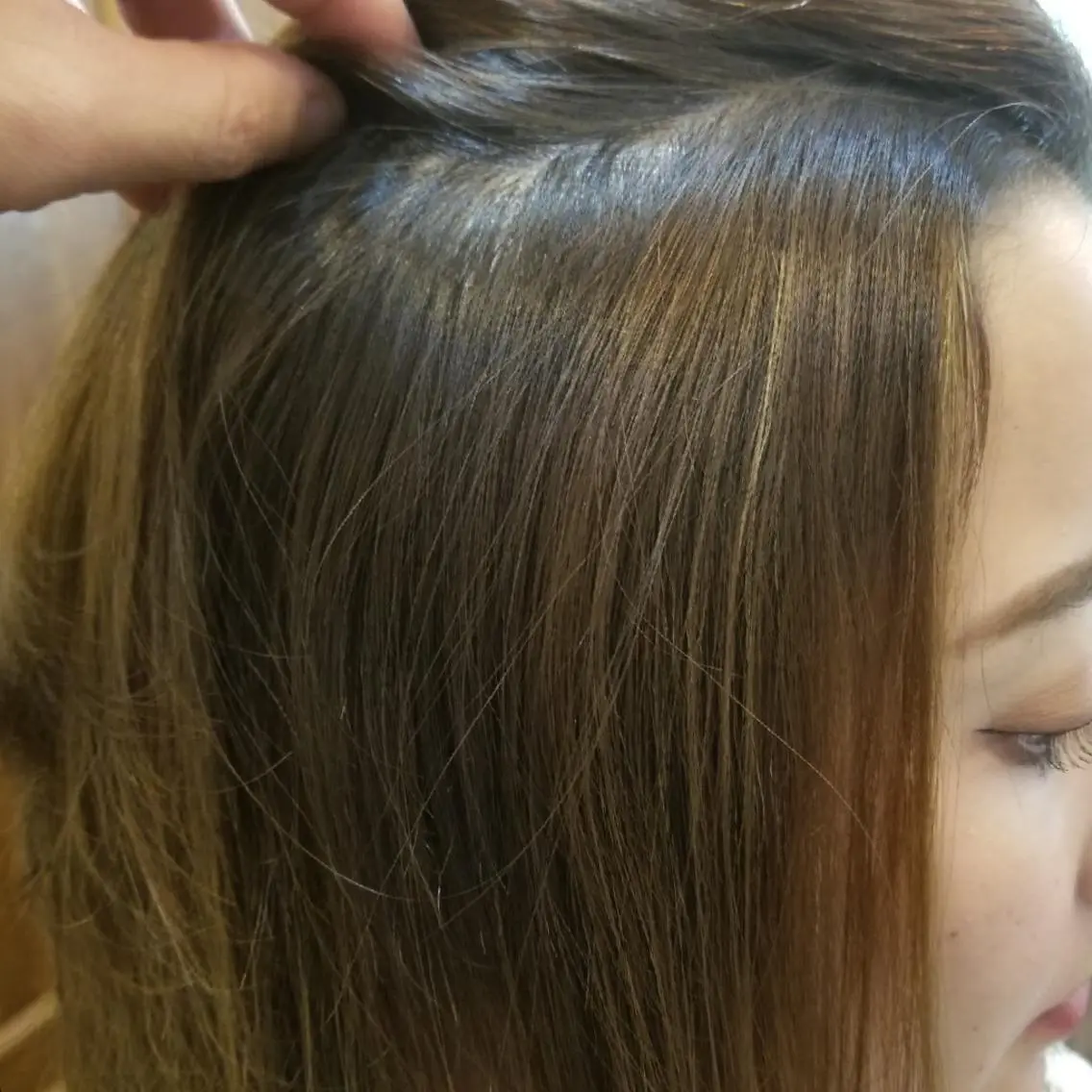 饒平名 知也のヘアスタイル
