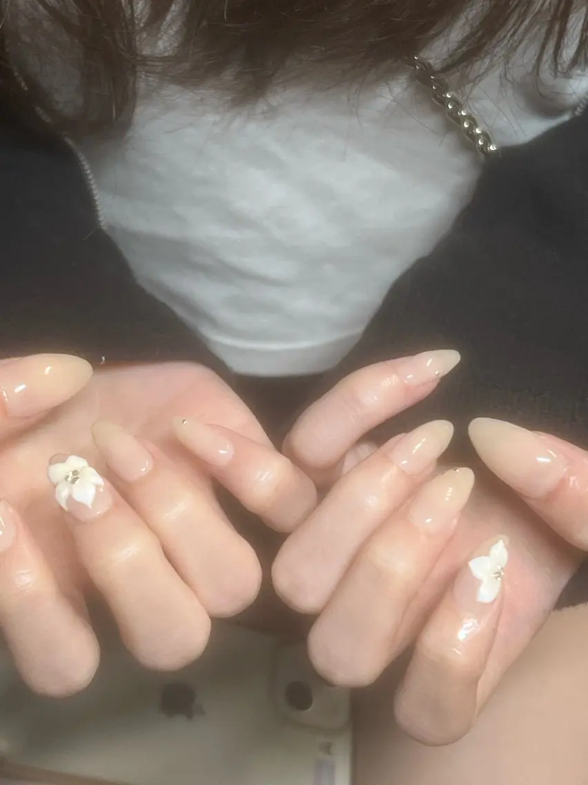 ネイル IROHA nail 烏丸店 ミサキのネイルデザイン