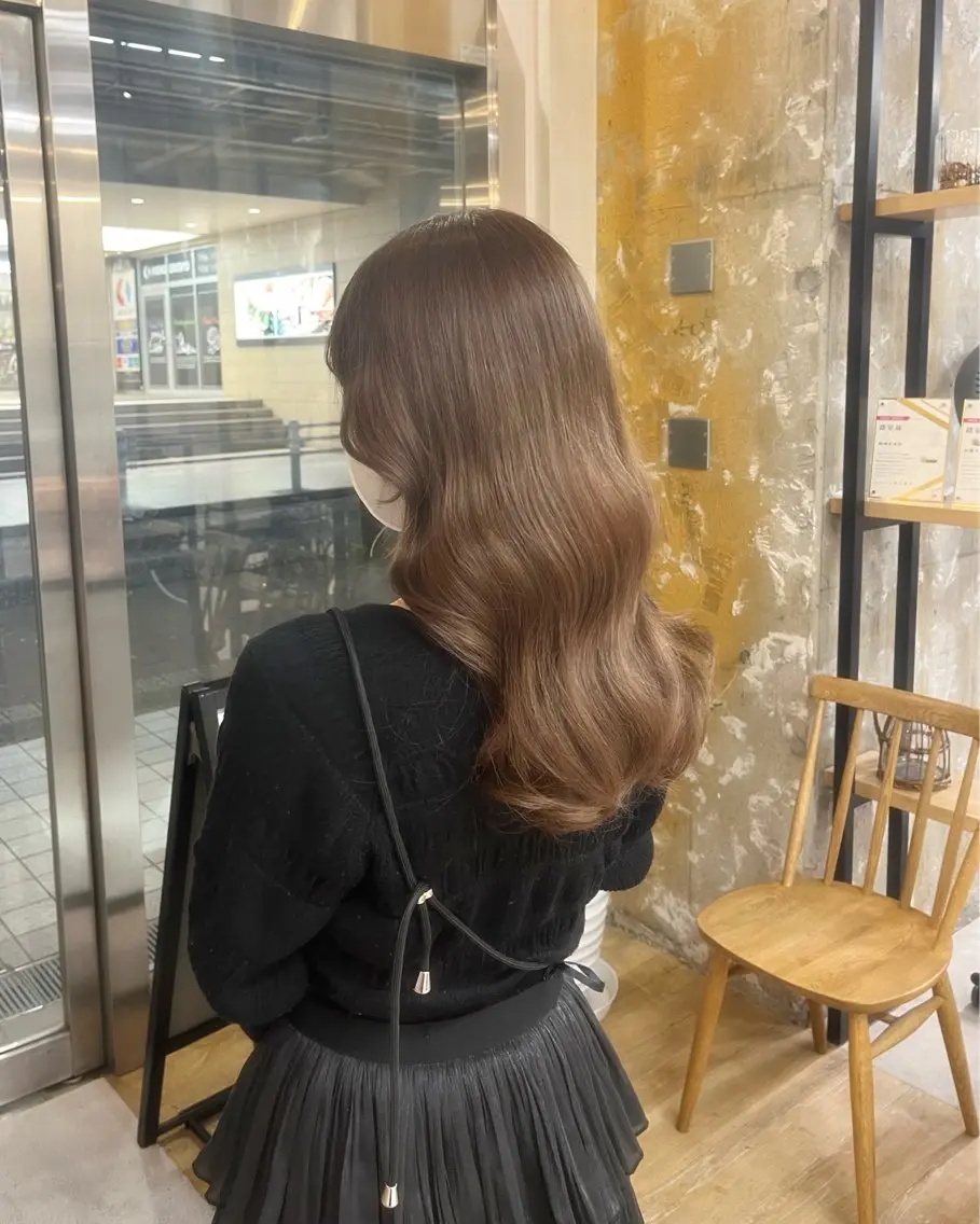 セミロング カラー くびれヘア レイヤーカット 寒色 ♡ レイヤー ┊︎miyuのヘアスタイル