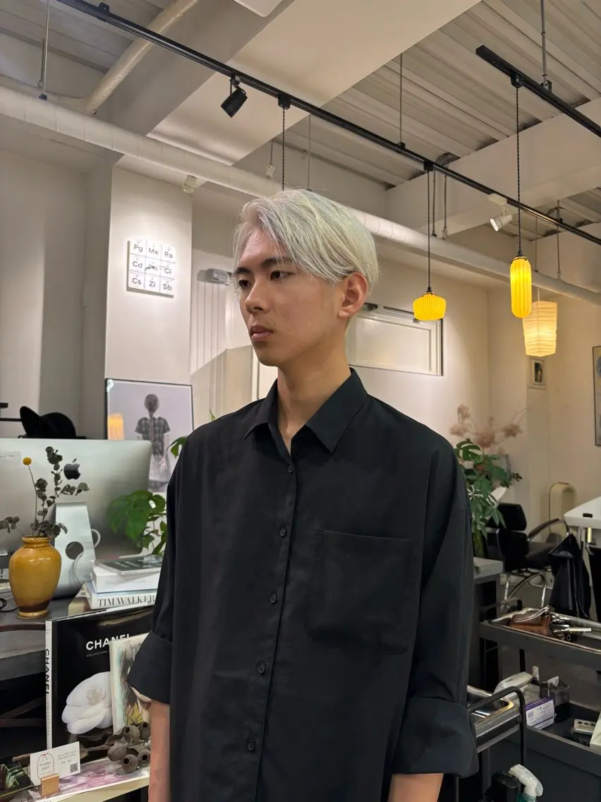 ショート ヘアカラー ooitヨシダ ミナミのヘアスタイル