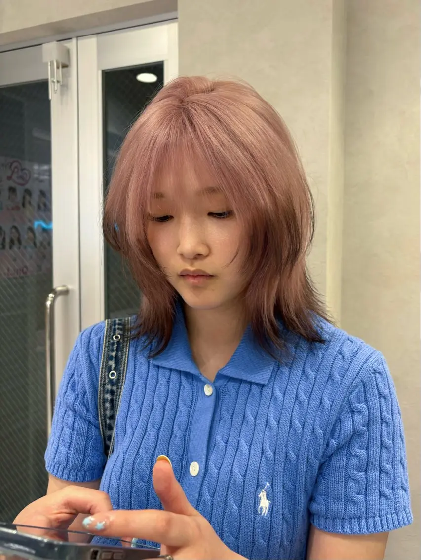 ミディアム ハッシュカット ハイレイヤー レイヤーカット カット ヘアカラー トリートメント Yuta✂︎ 韓国レイヤー🪽のヘアスタイル