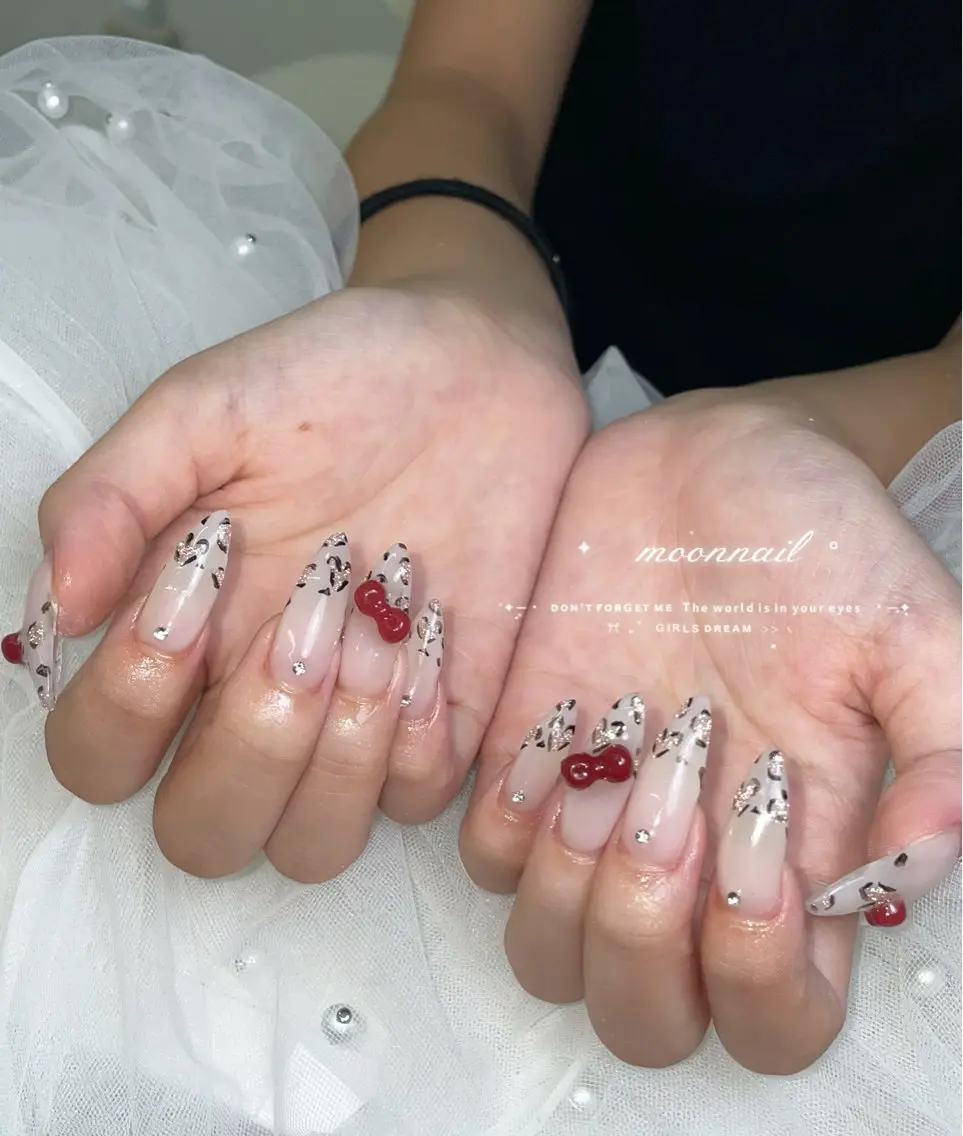 ネイル Moon nail salonのネイルデザイン