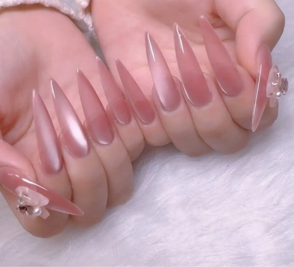 ネイル スカルプネイル UMI ネイルサロン新宿🎀のネイルデザイン